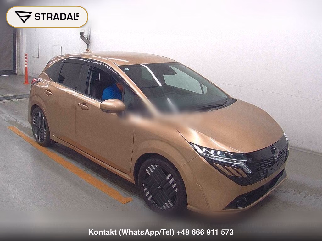 NISSAN AURA 4WD G FOUR, miniaturka 2