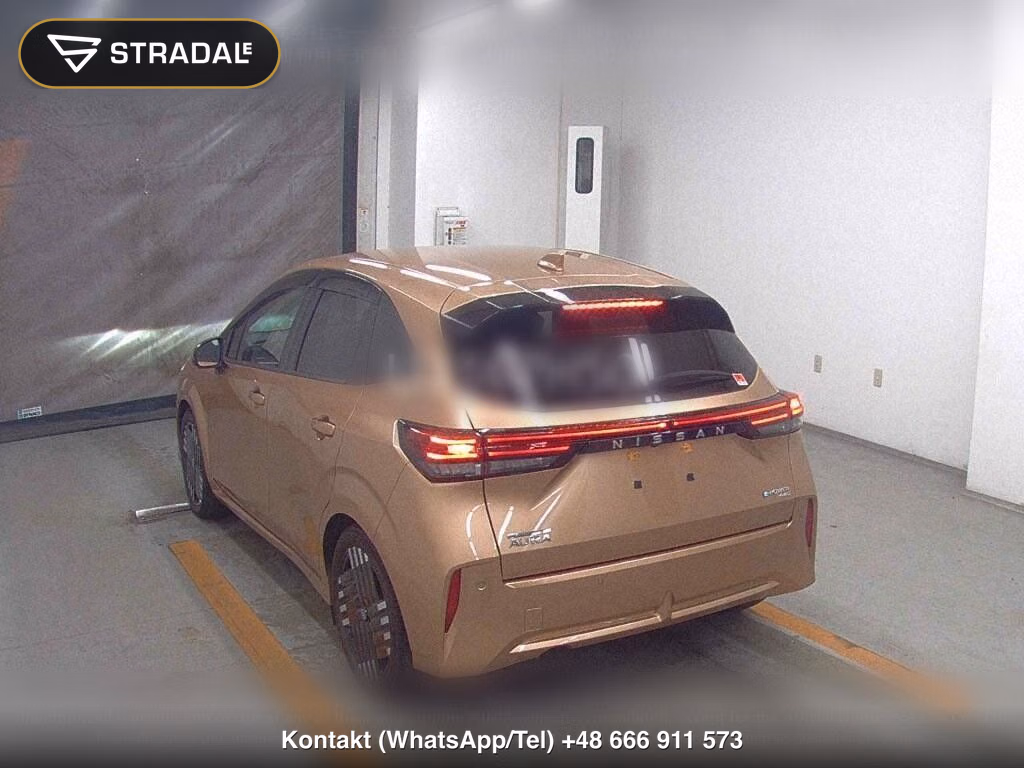 NISSAN AURA 4WD G FOUR, miniaturka 3
