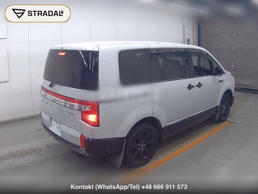 MITSUBISHI DELICA D:5 4WD CHAMONIX, miniaturka 6