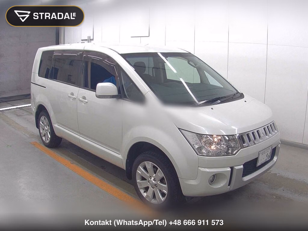 MITSUBISHI DELICA D:5 4WD G POWER PACKAGE 2015, aukcja z Japonii, zdjęcie 1