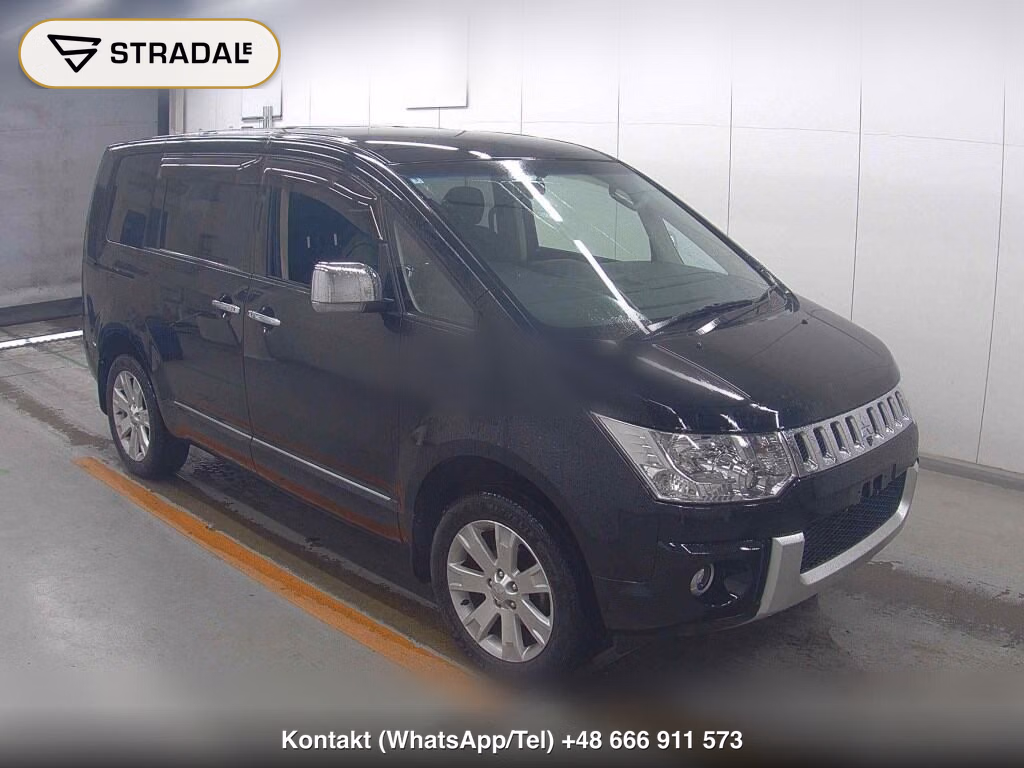 MITSUBISHI DELICA D:5 4WD CHAMONIX 2016, aukcja z Japonii, zdjęcie 1