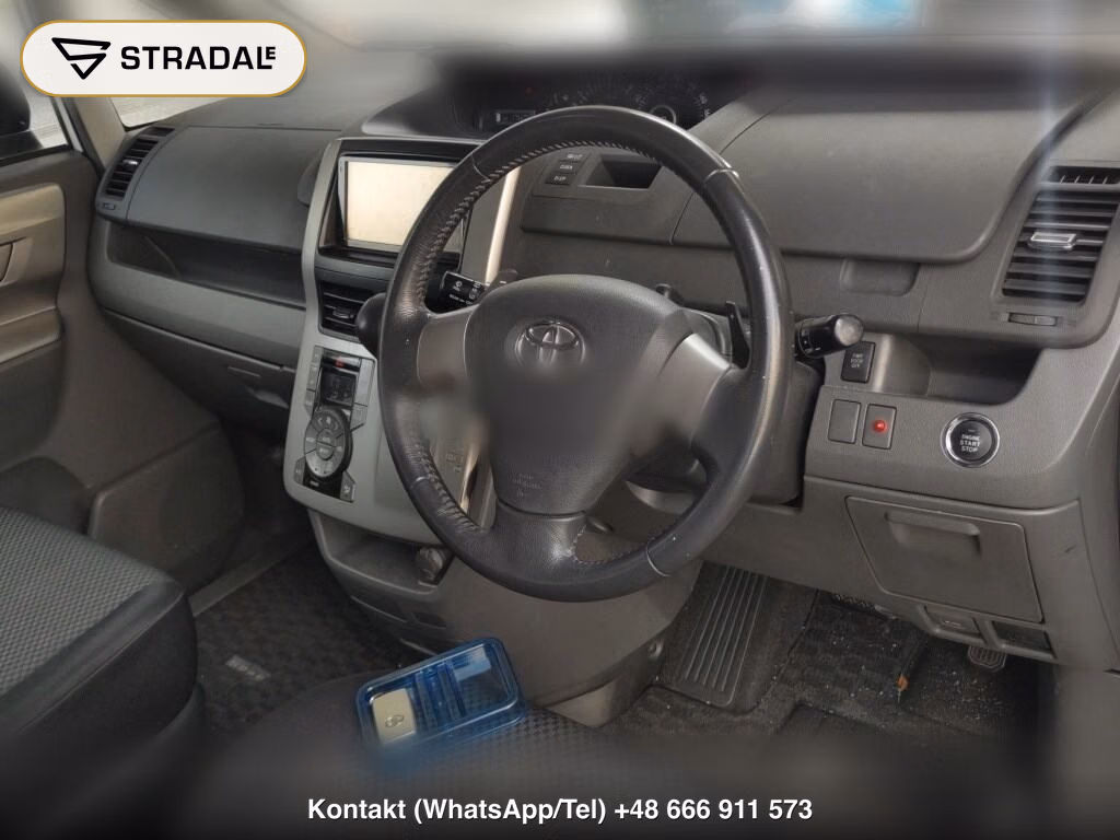 TOYOTA NOAH SI, miniaturka 4