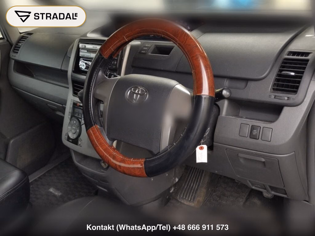 TOYOTA VOXY Z, miniaturka 4