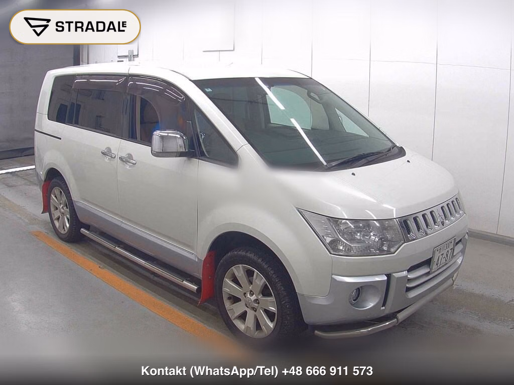 MITSUBISHI DELICA D:5 4WD G PREMIUM 2010, aukcja z Japonii, zdjęcie 1