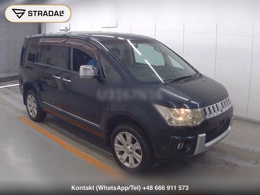 MITSUBISHI DELICA D:5 4WD CHAMONIX, miniaturka 2