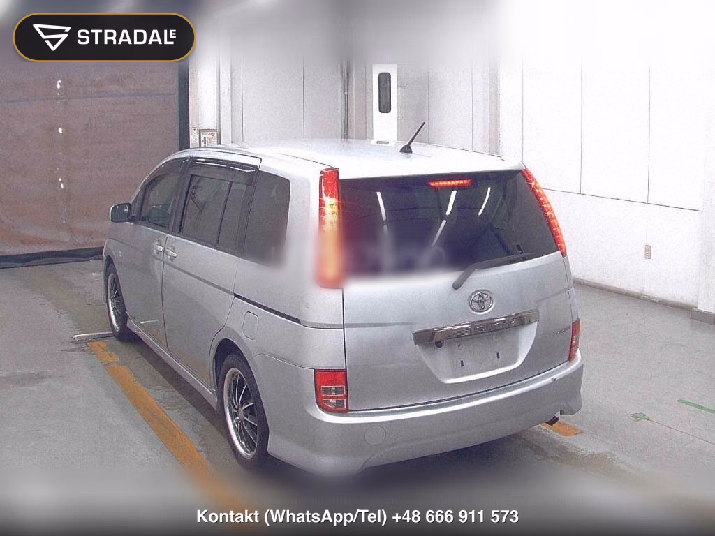TOYOTA ISIS PLATANA, miniaturka 3