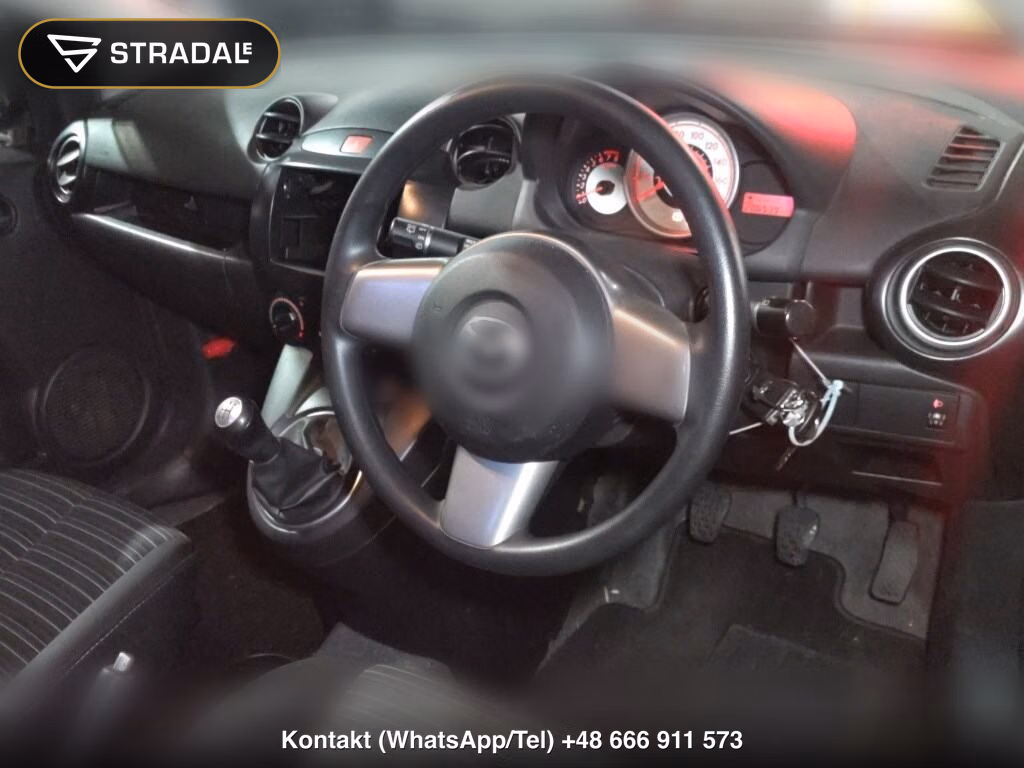 MAZDA DEMIO 5D 15C, miniaturka 3