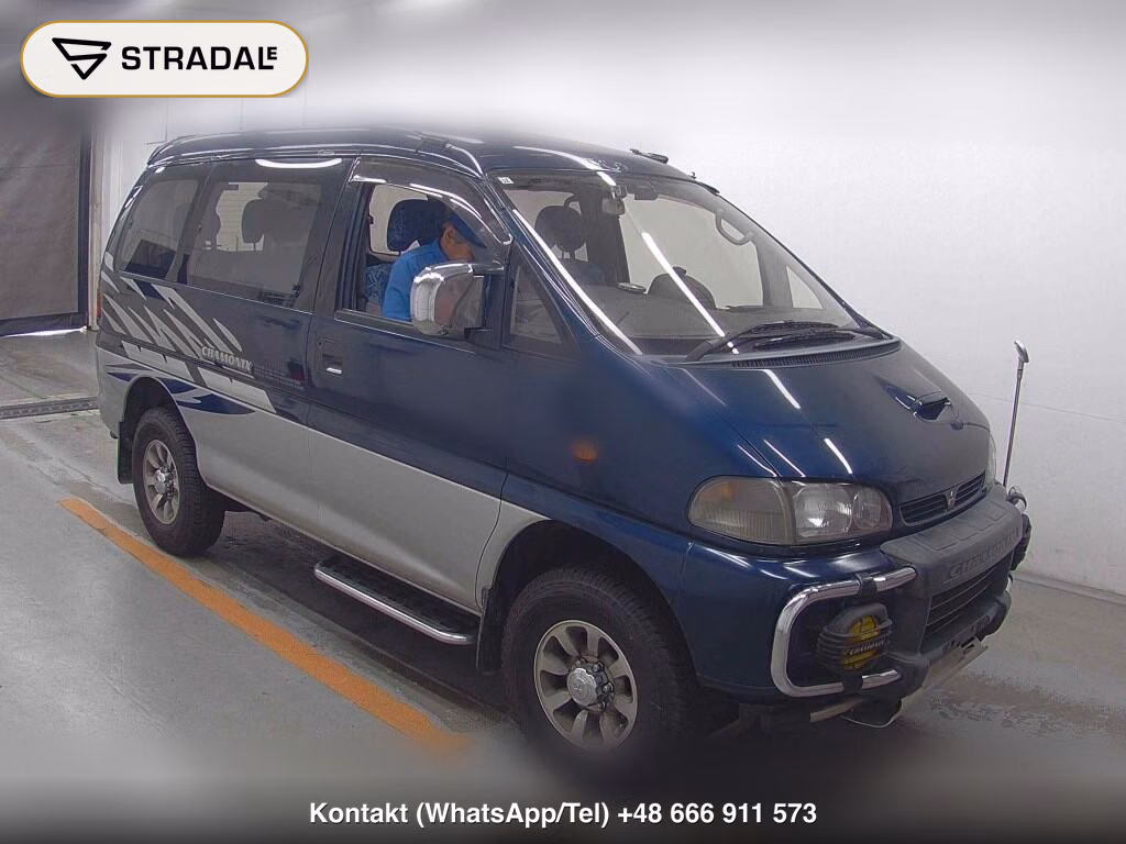 MITSUBISHI DELICA SPACE GEAR 4D 4WD CHAMONIX 1995, aukcja z Japonii, zdjęcie 1
