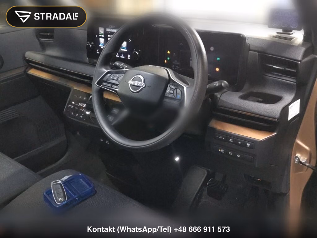 NISSAN SAKURA G, miniaturka 4