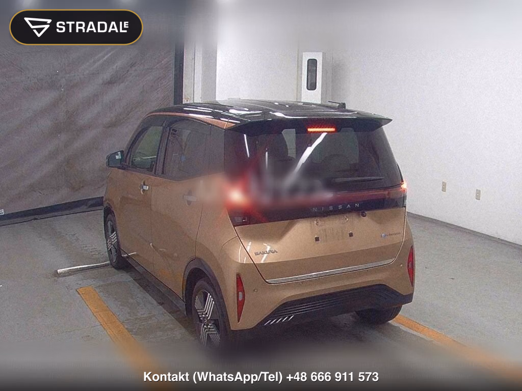 NISSAN SAKURA G, miniaturka 3