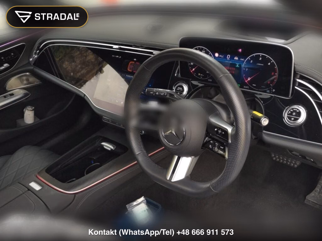MERCEDES BENZ E-CLASS STATIONWAGON E220D STATIONWAGON AVANTGARDE ISG MODEL, miniaturka 4