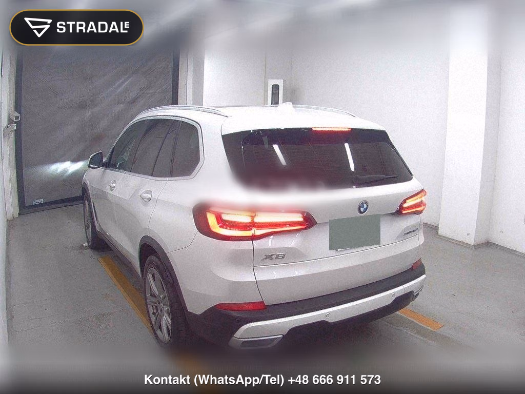 BMW X5 4WD XDRIVE 35D AIR SUSPENSION EQUIPPED CAR, miniaturka 3