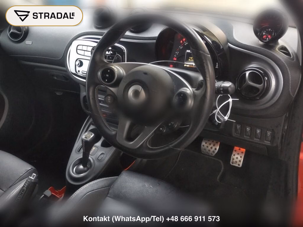 MCC SMART FOR FOUR BRABUS EXCLUSIVE RED LIMITED, miniaturka 4