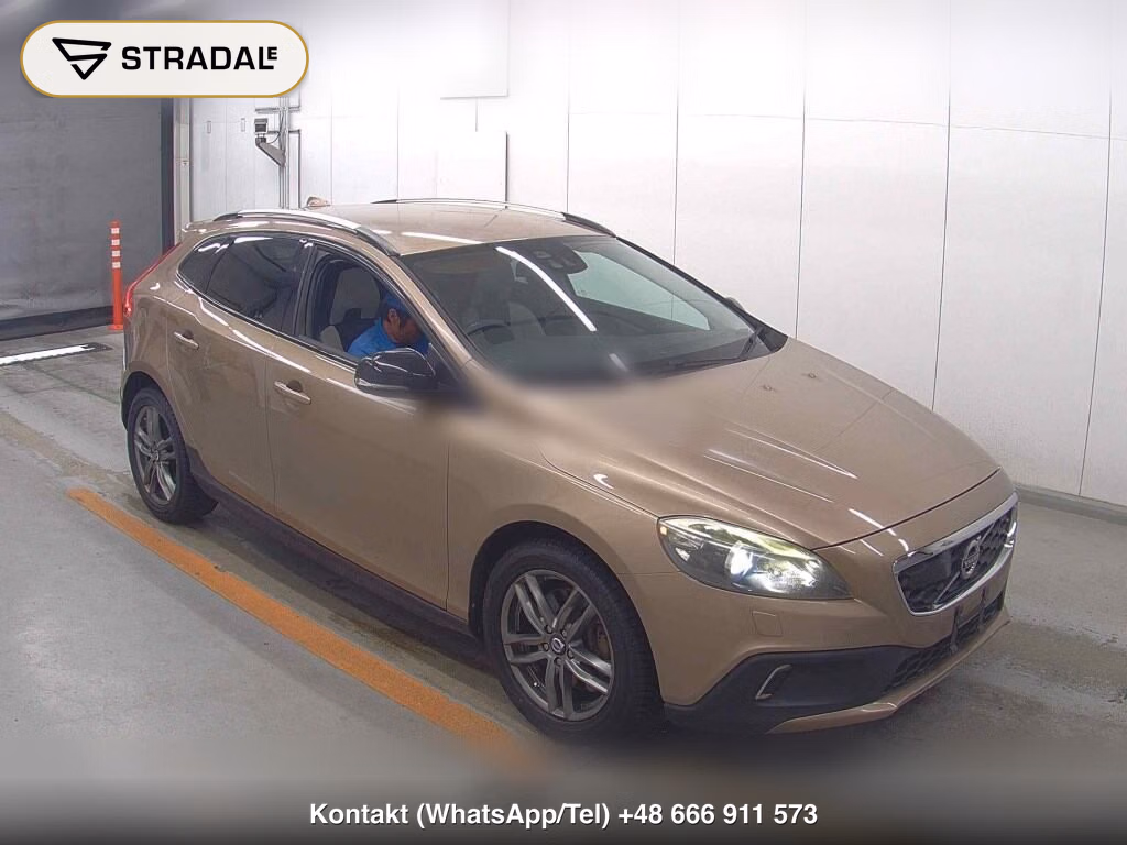 VOLVO V40 4WD CROSS COUNTRY T5 AWD 2013, aukcja z Japonii, zdjęcie 1