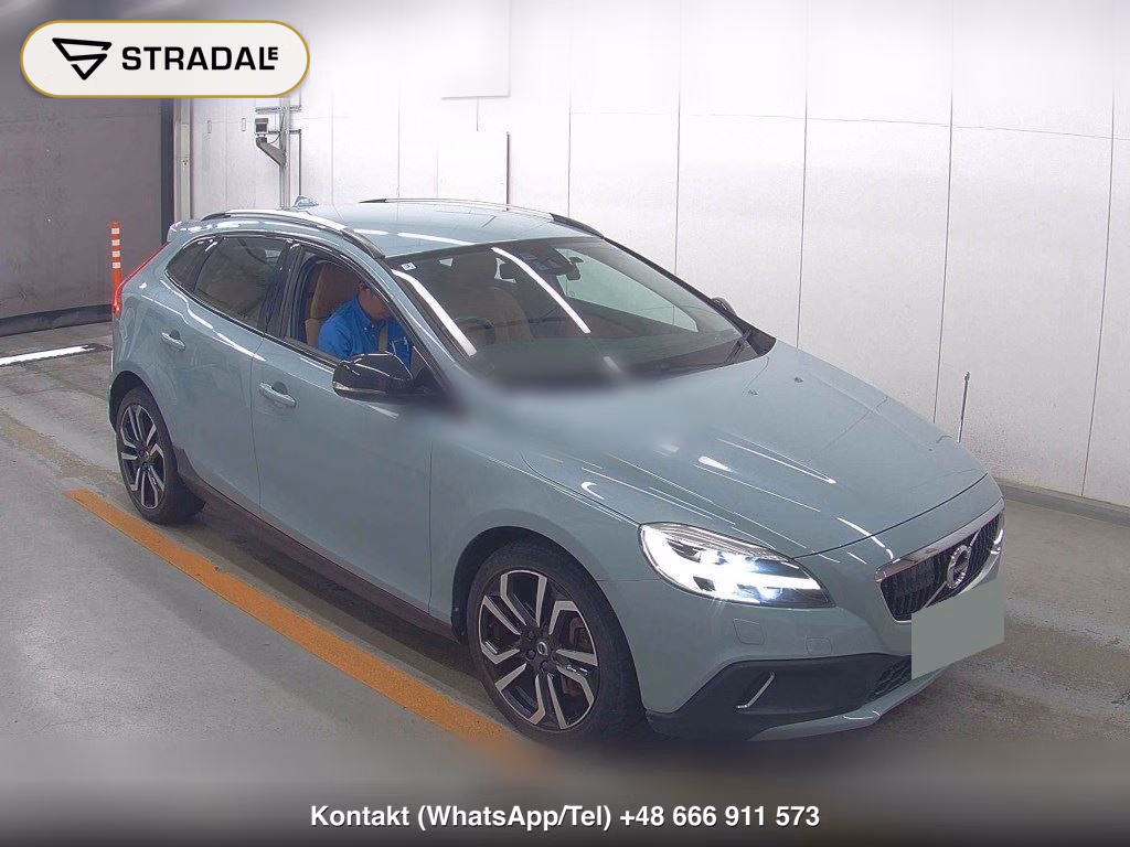 VOLVO V40 CROSS COUNTRY D4 DYNAMIC EDITION 2018, aukcja z Japonii, zdjęcie 1