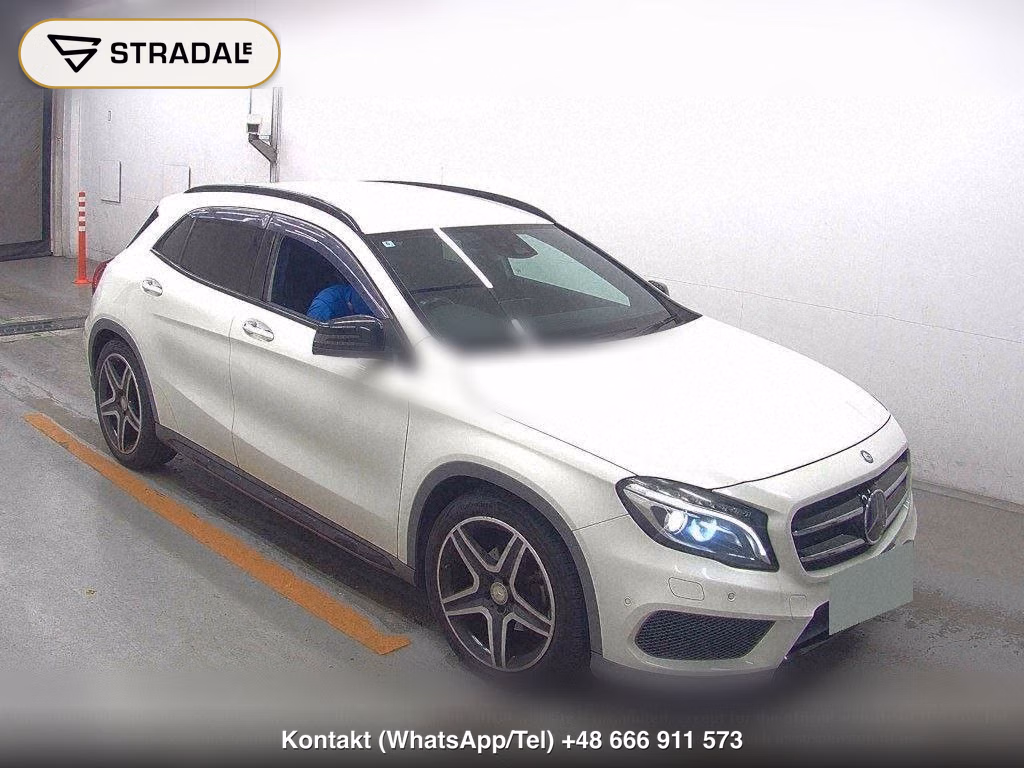 MERCEDES BENZ GLA-CLASS GLA180 SPORTS WHITE &amp; BLACK EDITION, miniaturka 2
