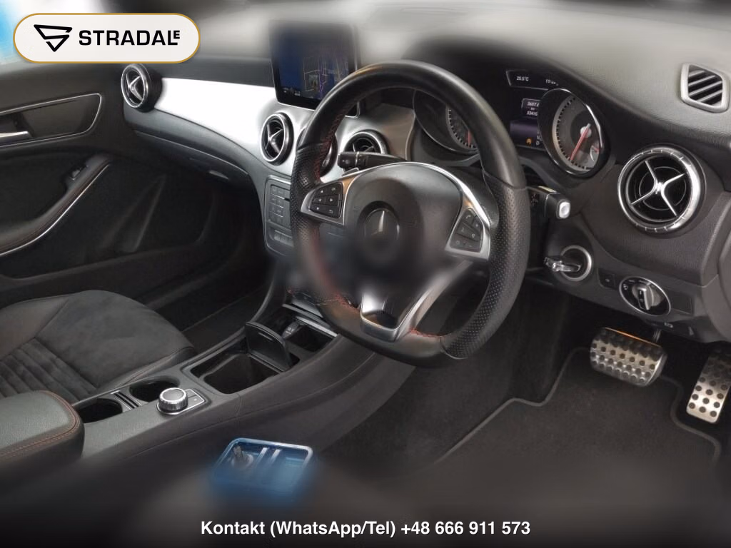 MERCEDES BENZ CLA-CLASS CLA180 AMG LINE, miniaturka 4