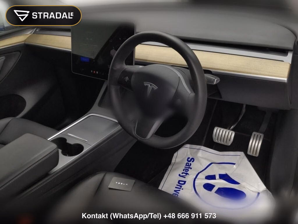 TESLA MODEL Y 4WD PERFORMANCE, miniaturka 4