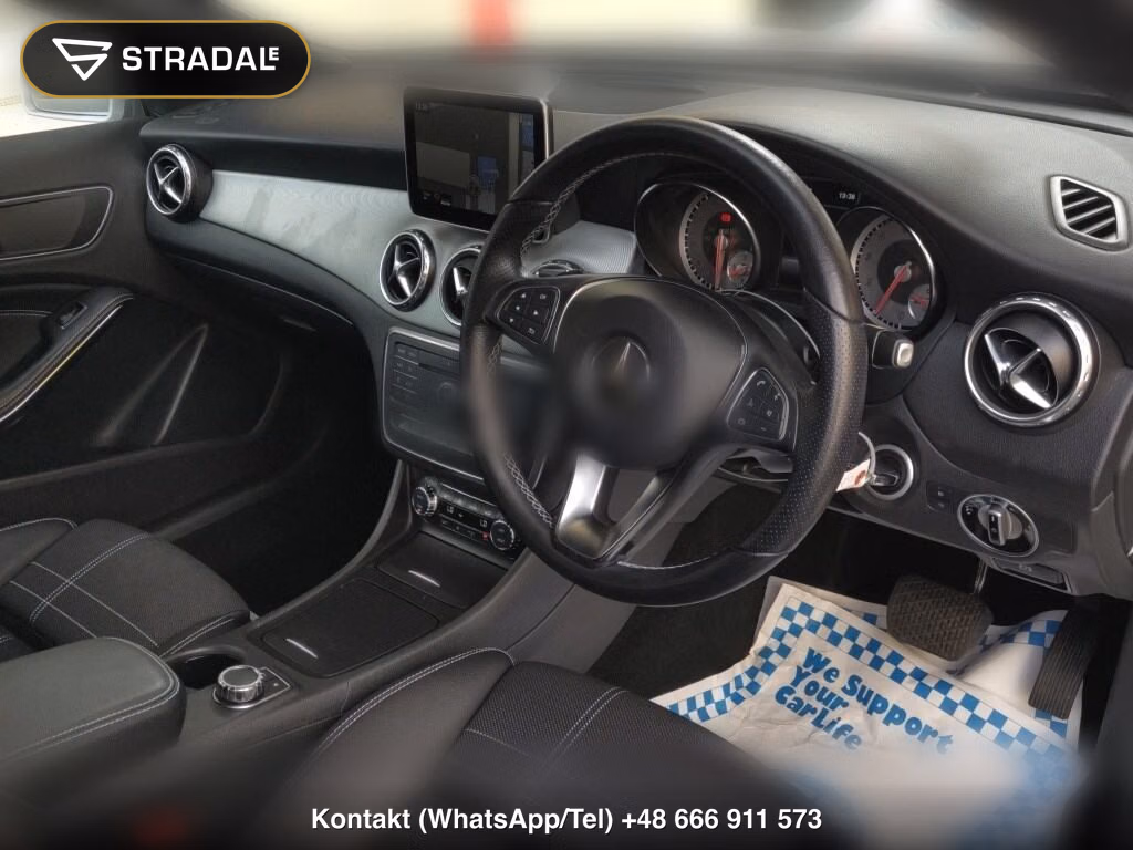 MERCEDES BENZ GLA-CLASS GLA180, miniaturka 4