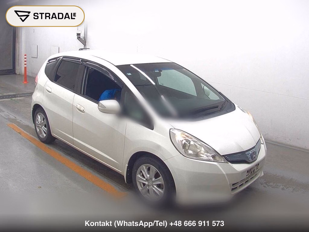 HONDA FIT HYBRID NAVI PREMIUM SELECTION 2011, aukcja z Japonii, zdjęcie 1