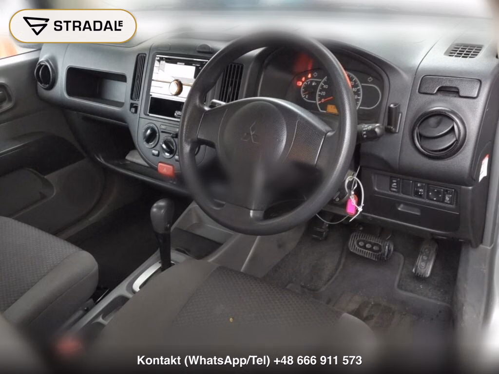 MITSUBISHI LANCER CARGO 15G, miniaturka 4