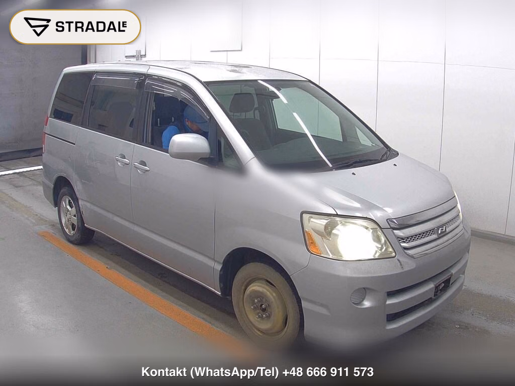 TOYOTA NOAH X 2004, aukcja z Japonii, zdjęcie 1