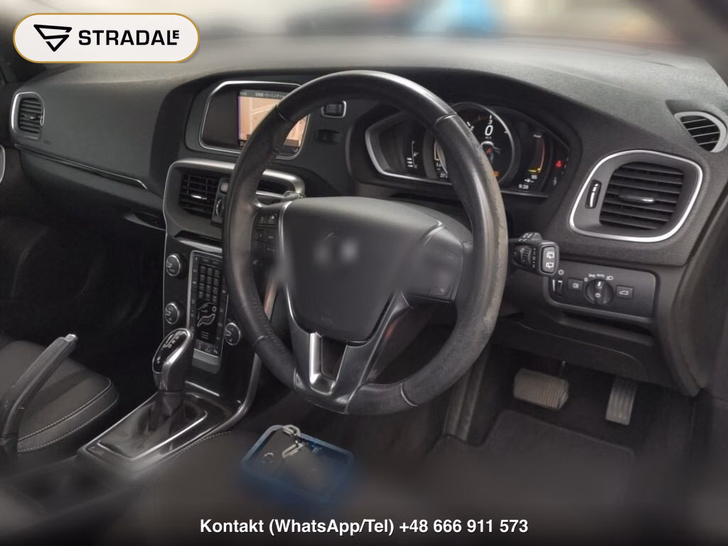 VOLVO V40 D4 MOMENTUM, miniaturka 4