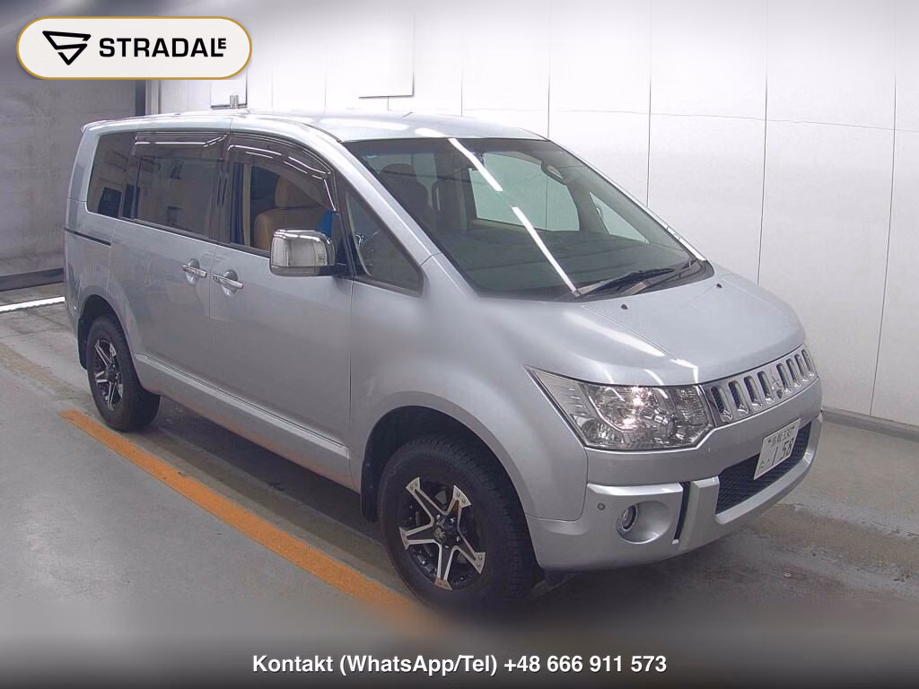 MITSUBISHI DELICA D:5 4WD G PREMIUM 2009, aukcja z Japonii, zdjęcie 1