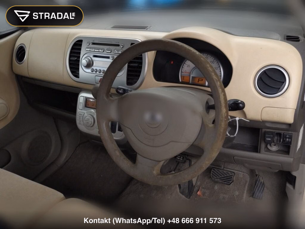 NISSAN MOCO E, miniaturka 4