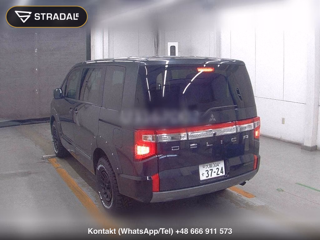 MITSUBISHI DELICA D:5 4WD CHAMONIX, miniaturka 3