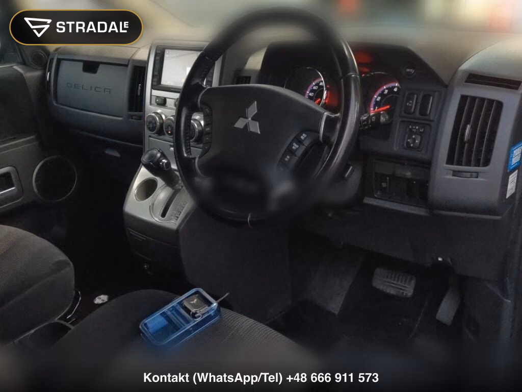 MITSUBISHI DELICA D:5 C2 G NAVI PACKAGE, miniaturka 4
