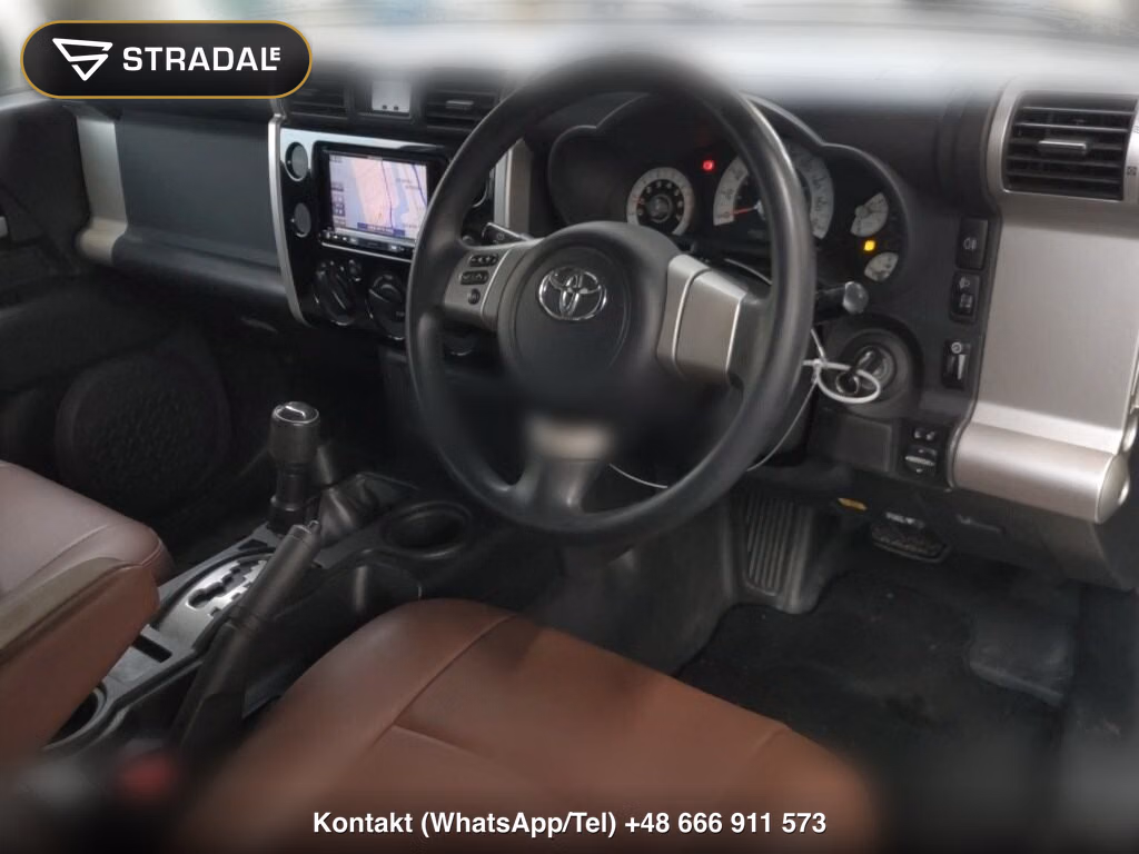 TOYOTA FJ CRUISER 4WD BASE GRADE, miniaturka 4