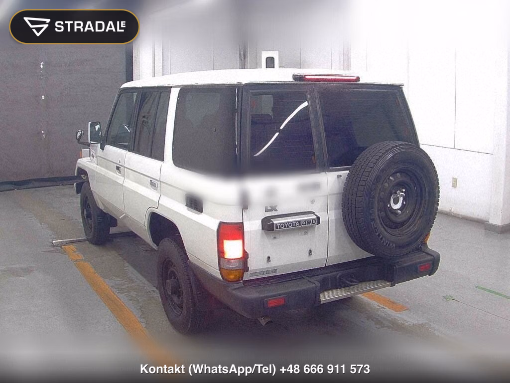 TOYOTA LAND CRUISER 70 5D 4WD LX, miniaturka 3