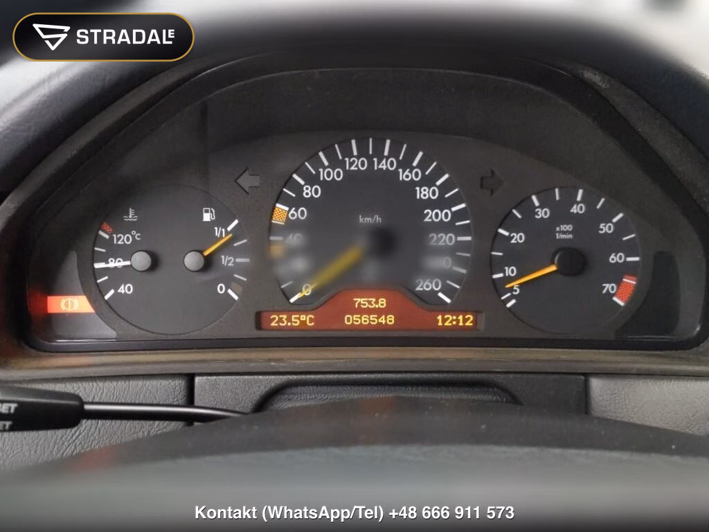 MERCEDES BENZ E-CLASS 4D E320, miniaturka 7