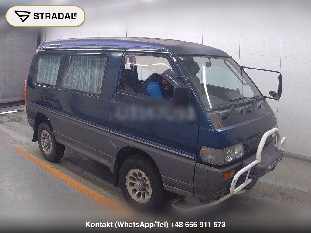 MITSUBISHI DELICA STAR WAGON 4D 4WD, miniaturka 2