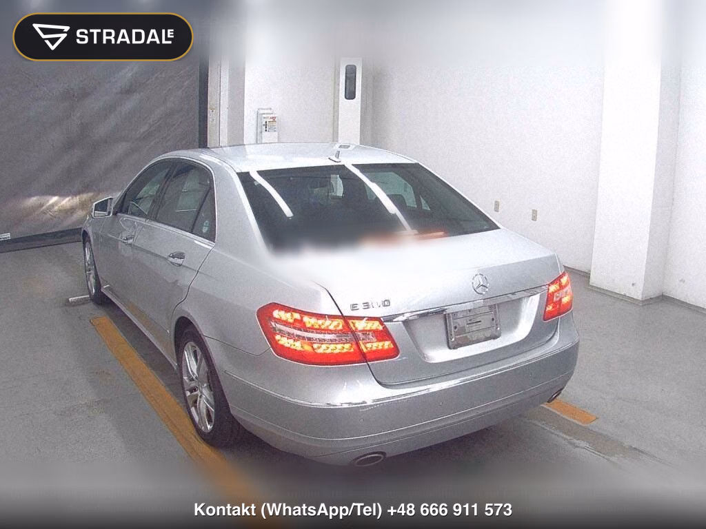 MERCEDES BENZ E-CLASS 4D, miniaturka 3
