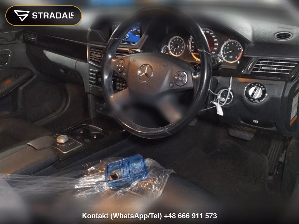 MERCEDES BENZ E-CLASS 4D, miniaturka 4