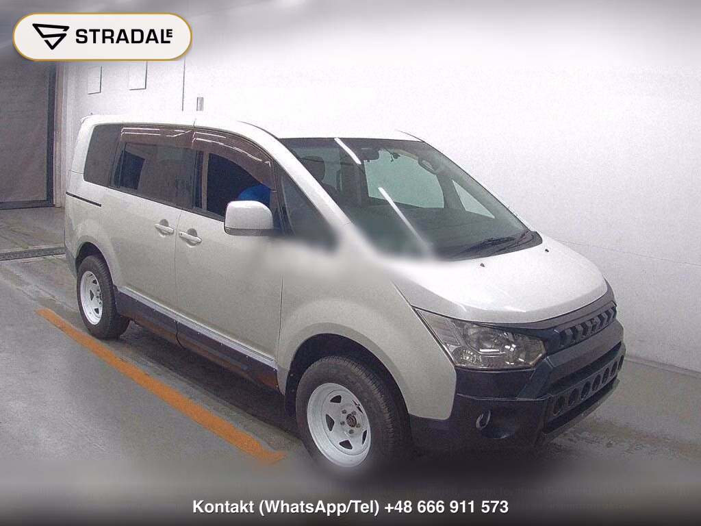 MITSUBISHI DELICA D:5 4WD G NAVI PACKAGE 2008, aukcja z Japonii, zdjęcie 1