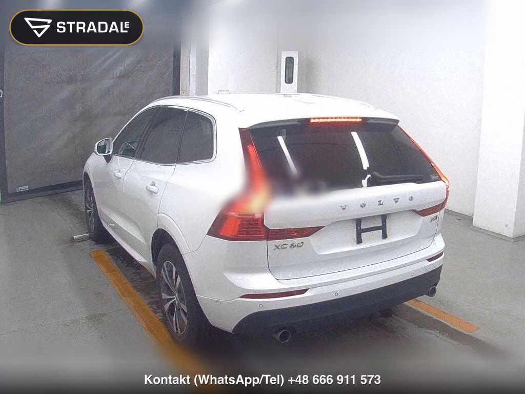VOLVO XC60 4WD B5 AWD MOMENTUM, miniaturka 3
