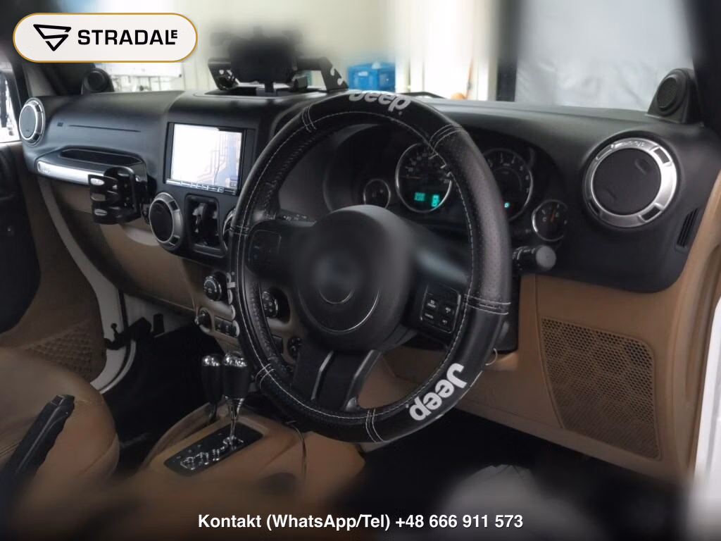 CHRYSLER JEEP JEEP WRANGLER UNLIMITED 4WD SAHARA LEATHER PACKAGE, miniaturka 4