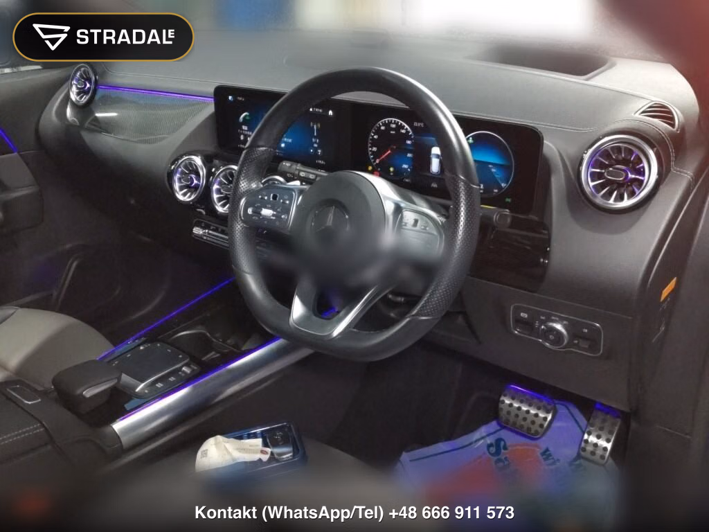 MERCEDES BENZ GLA-CLASS 4WD GLA200D 4MATIC AMG LINE, miniaturka 4