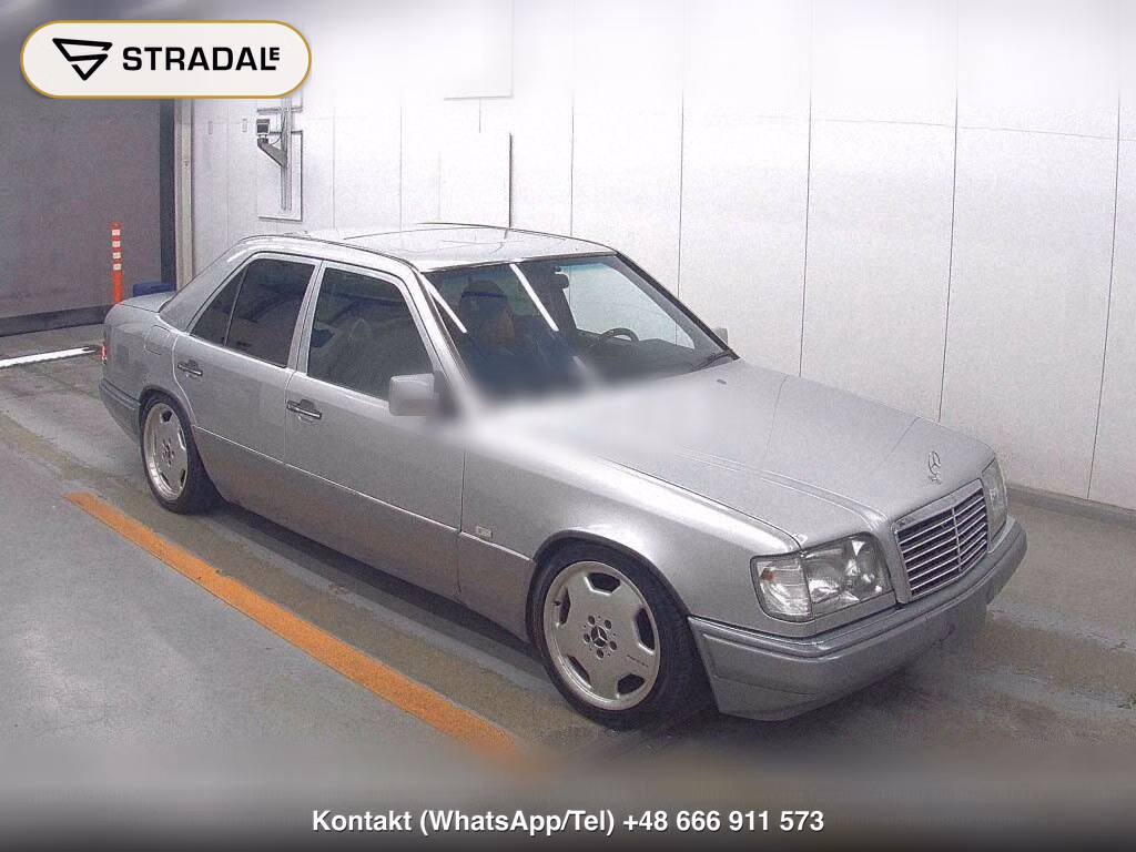 MERCEDES BENZ E-CLASS 4D E320, miniaturka 2