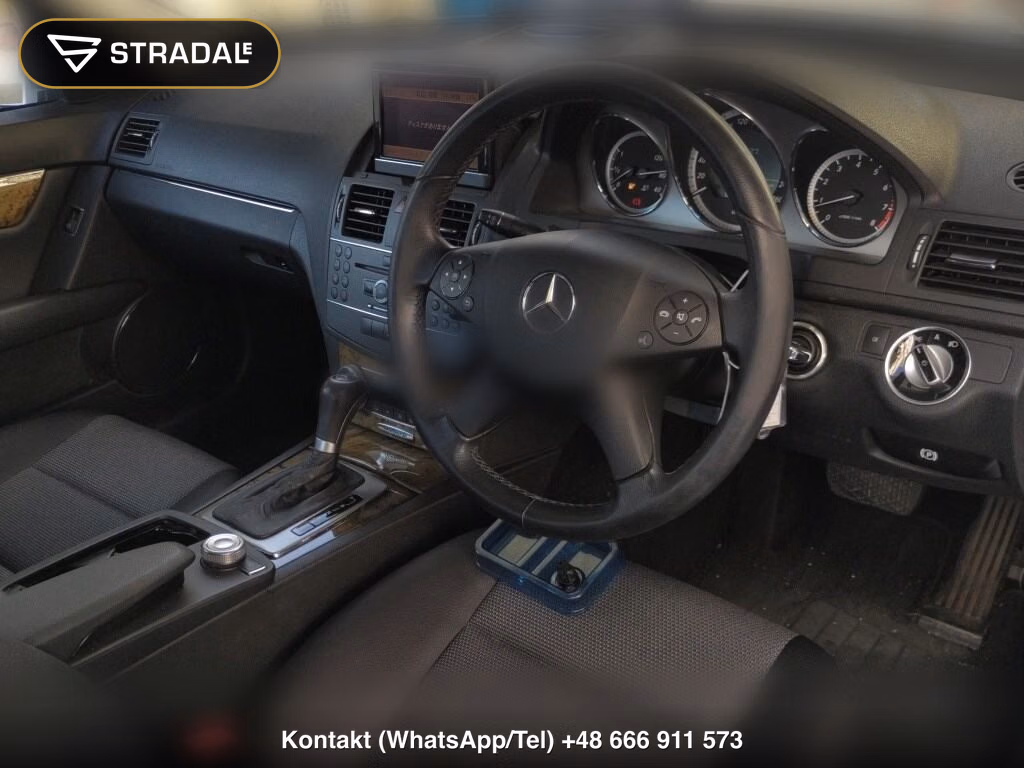 MERCEDES BENZ C-CLASS 4D C200 CGI BLUEEFFICIENCY, miniaturka 4