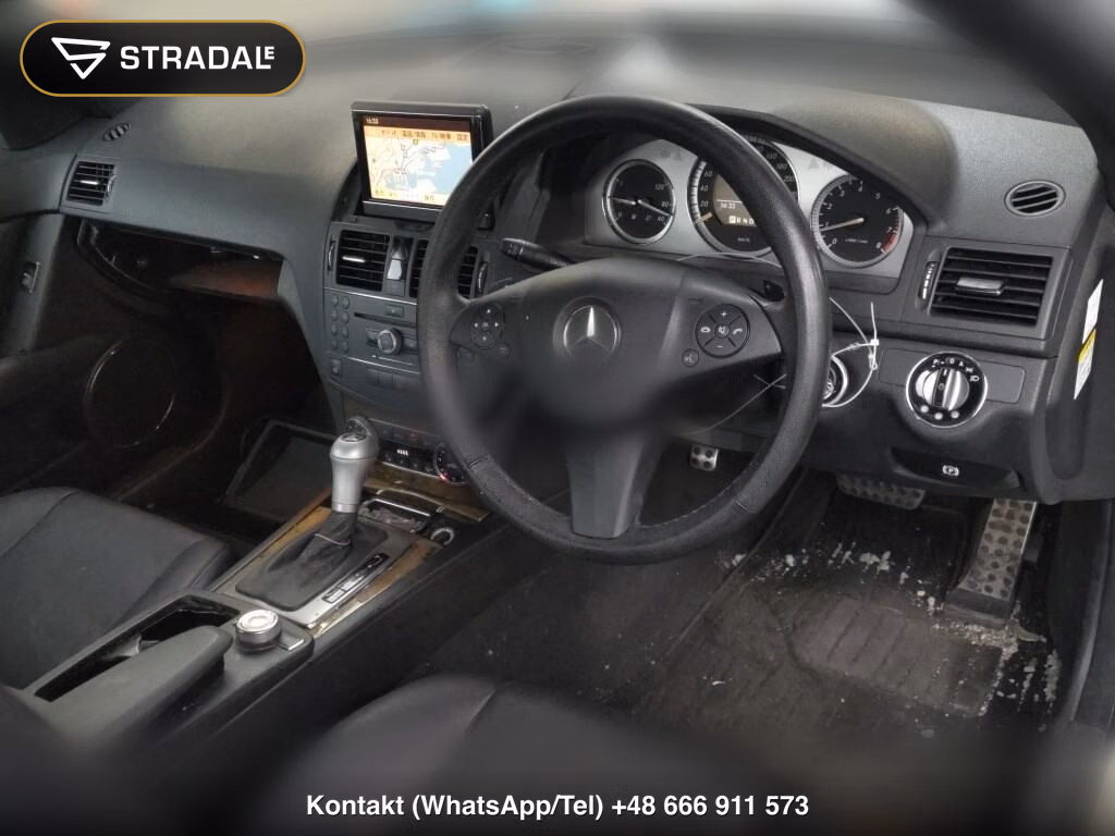MERCEDES BENZ C-CLASS 4D, miniaturka 4