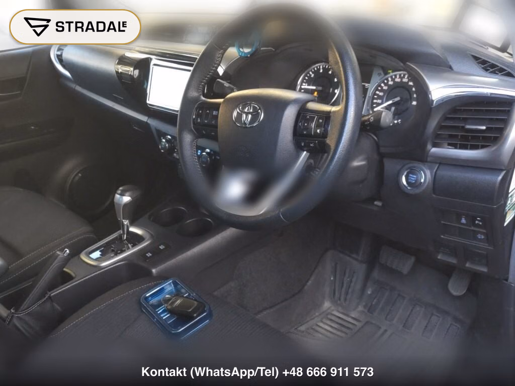 TOYOTA HILUX 4D 4WD Z, miniaturka 4