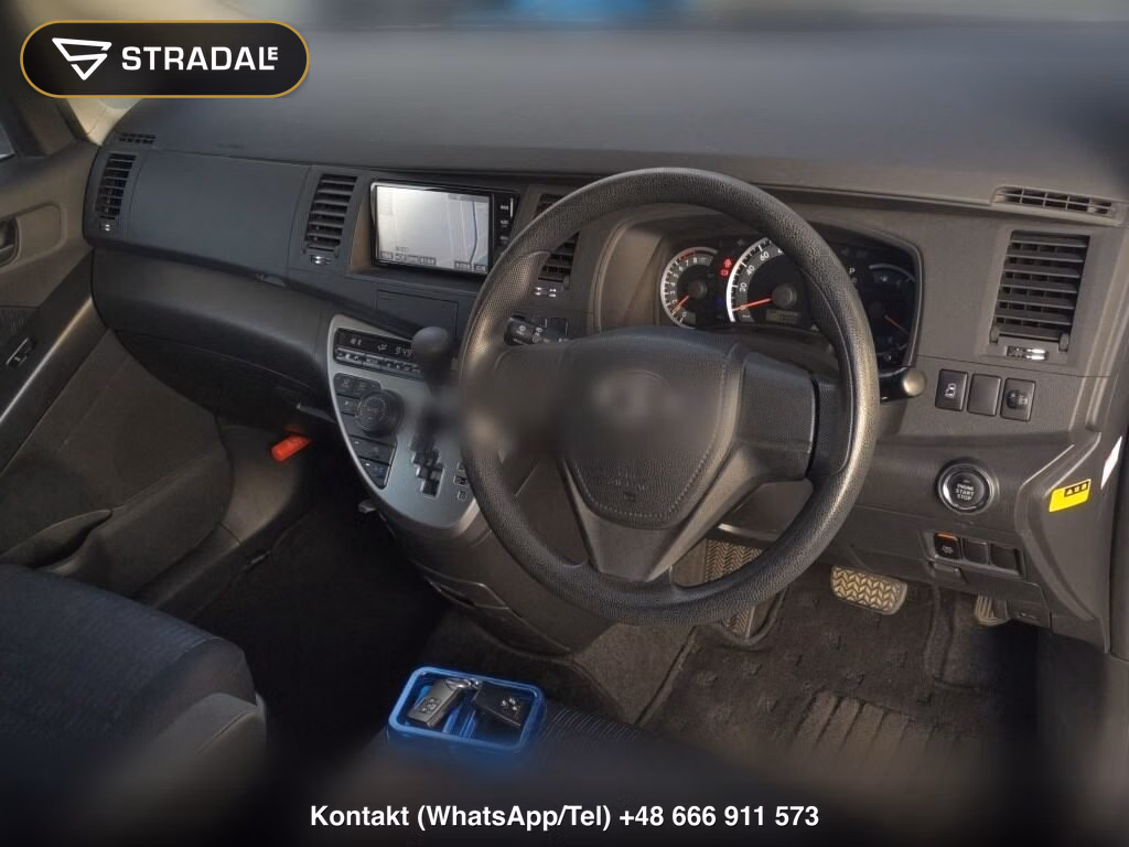 TOYOTA ISIS PLATANA, miniaturka 4