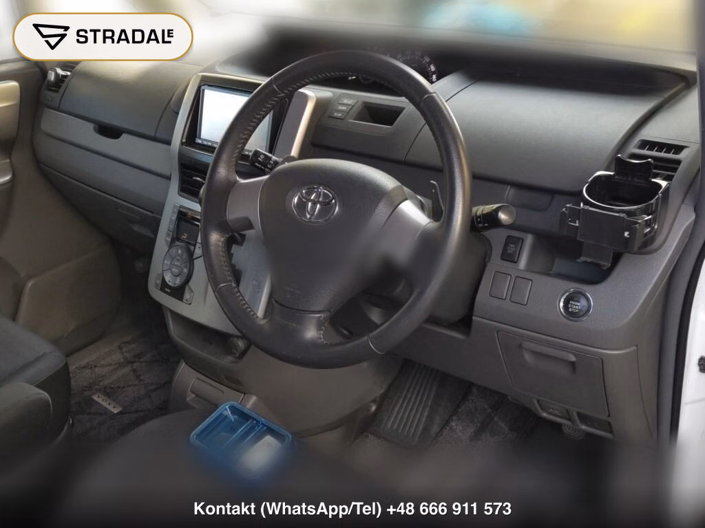 TOYOTA VOXY 4WD ZS, miniaturka 4