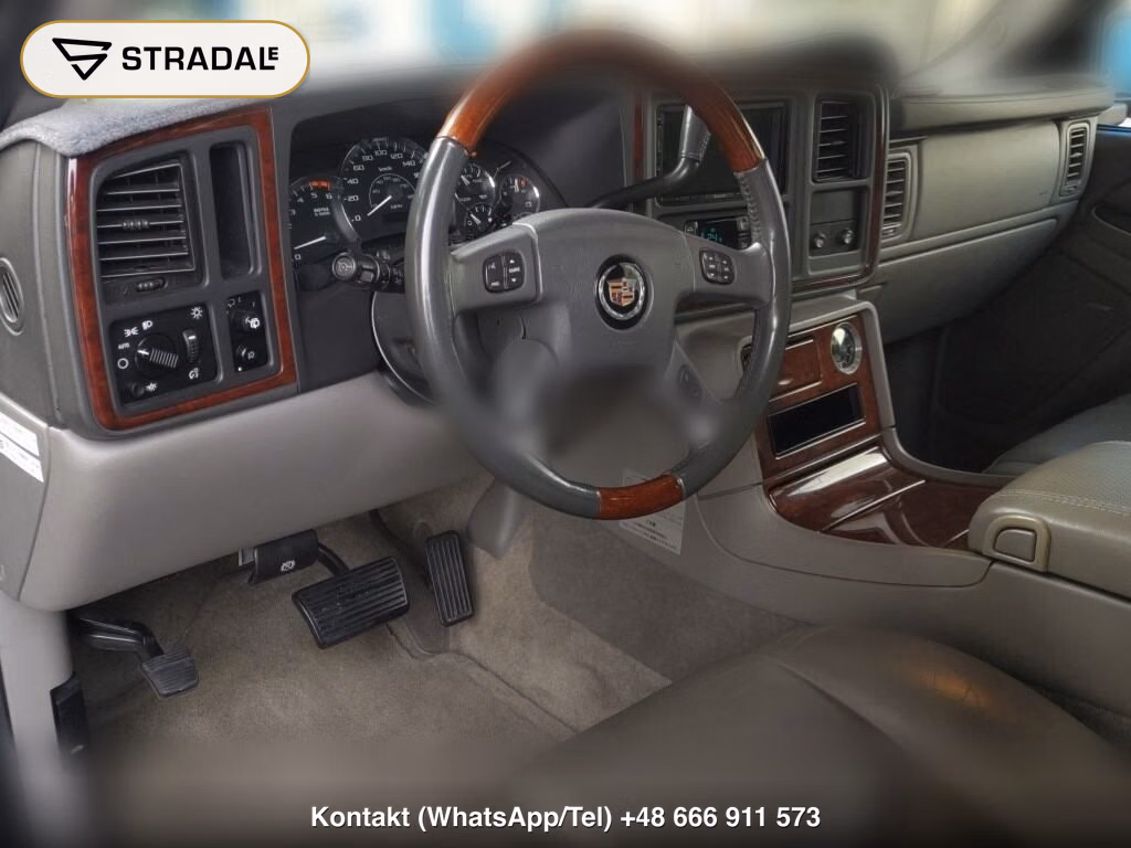 CADILLAC ESCALADE 4WD, miniaturka 3