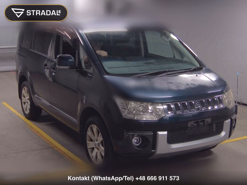 MITSUBISHI DELICA D:5 4WD G NAVI PACKAGE 2009, aukcja z Japonii, zdjęcie 1