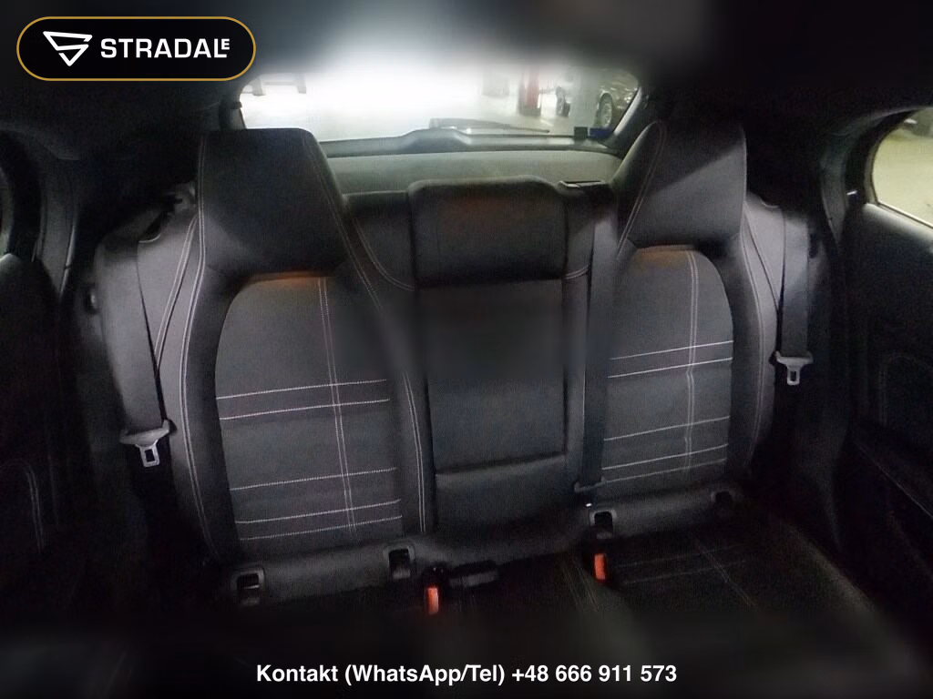 MERCEDES BENZ GLA-CLASS GLA180, miniaturka 7